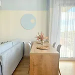 Apartment Elegant Apartment - Beachside Riviera New *