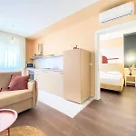 Elegant Apartment - Beachside Riviera New