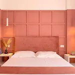 Elegant Apartment - Beachside Riviera New *