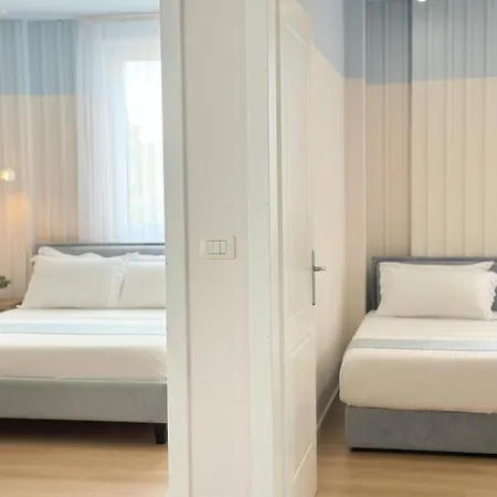 아파트 Elegant - Beachside Riviera New *
