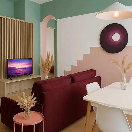 Elegant - Beachside Riviera New 아파트 Durrës