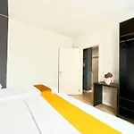 Elegant Apartment - Beachside Riviera New