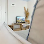 Appartamento Elegant Apartment - Beachside Riviera New *