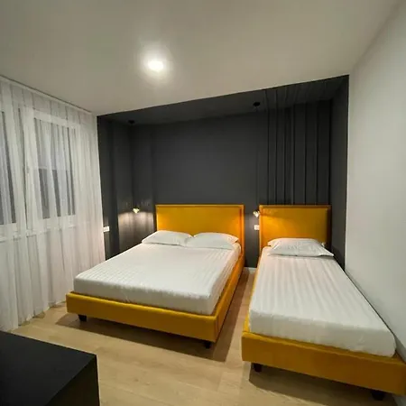 Apartment Colorful By The Sea - 1 Min From The Durres