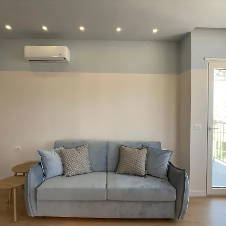 Apartment Colorful By The Sea - 1 Min From The Durres