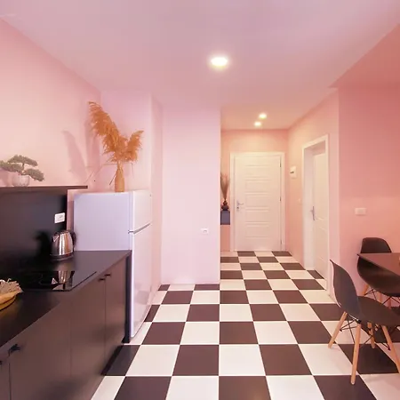 Apartment Colorful By The Sea - 1 Min From The