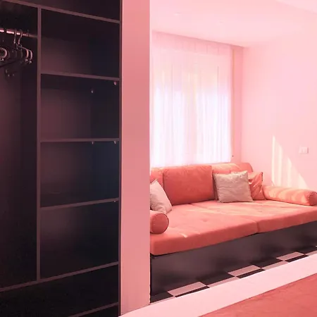 Apartment Colorful By The Sea - 1 Min From The *