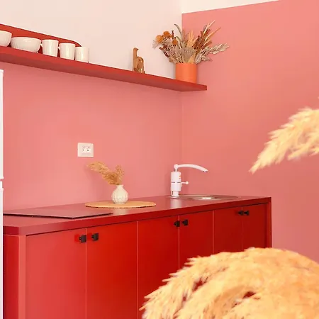 Colorful By The Sea - 1 Min From The Apartment Durres
