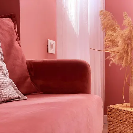 Apartment Colorful By The Sea - 1 Min From The Durres