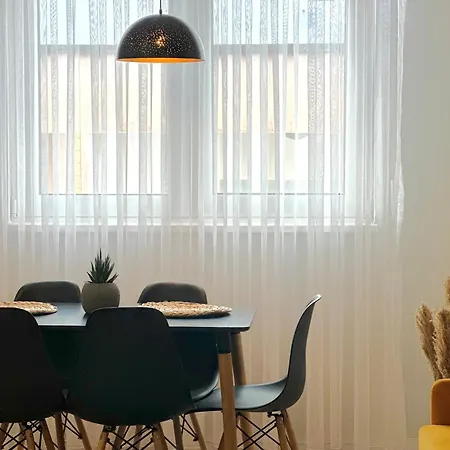 Lejlighed Elegant New - Colorful By The Sea Durrës