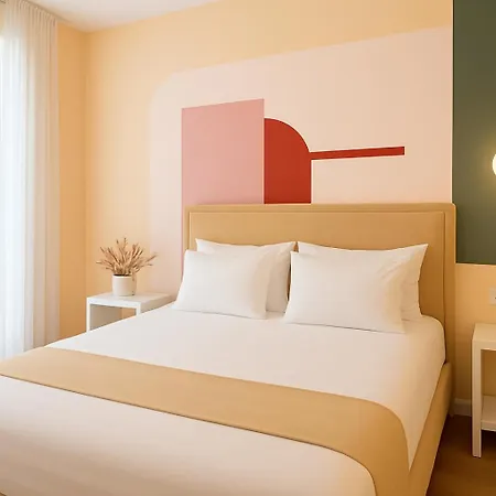 Elegant New - Colorful By The Sea * Durrës